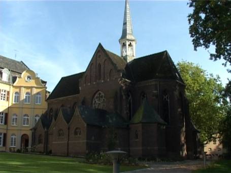 Rees : Haus Aspel, Innenhof, Klosterkirche